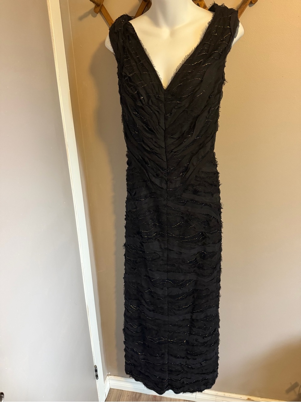 Tadashi Shoji Black Shimmer Metallic Gold Ribbon Textured  Evening Gown Gown L